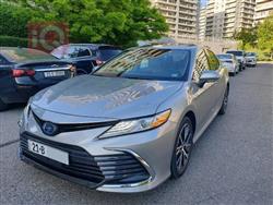 تۆیۆتا کامری